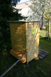 Bienenhotel im Schulgarten